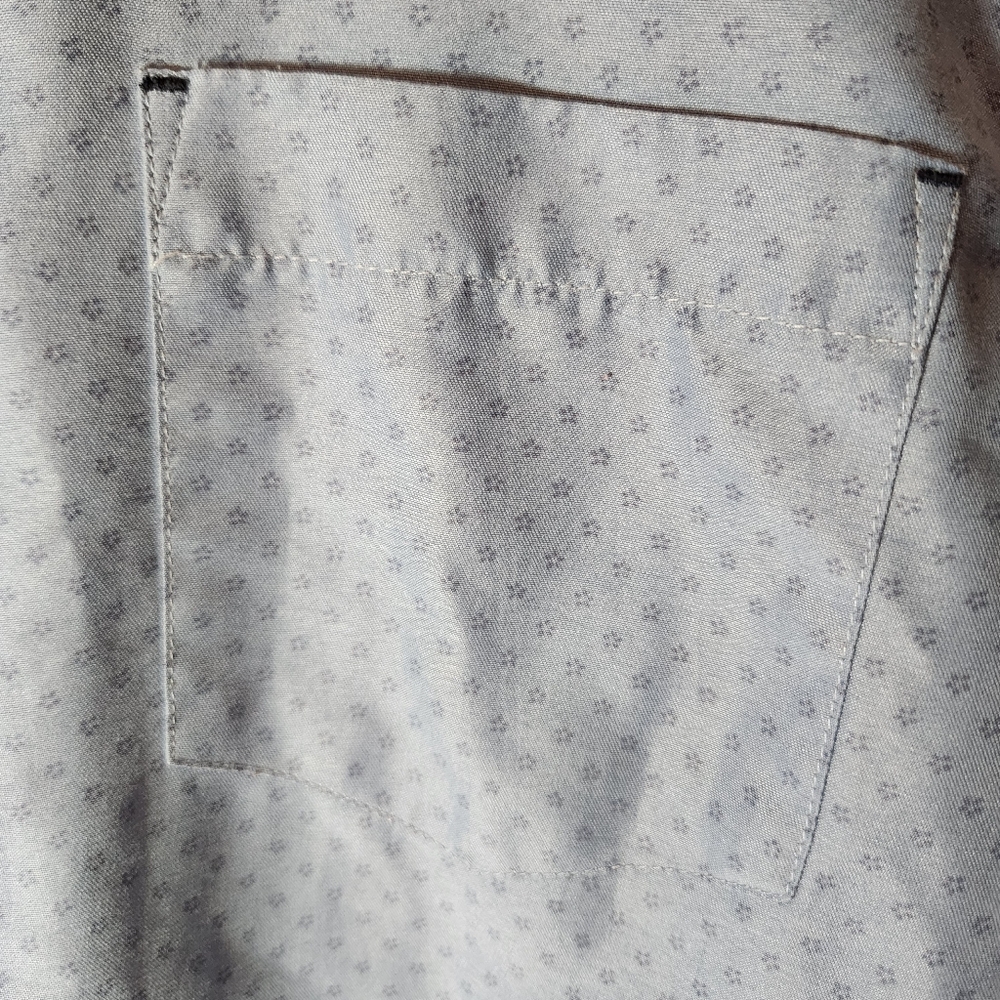 Men's medium patterned Blue Button-Up Shirt‎ - Picture 12 of 13